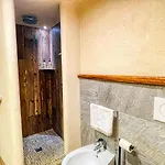 Borgo Felice Fontana - Affitti Brevi Italia Lejlighed *